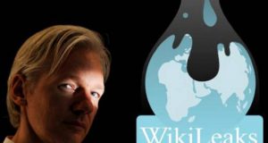 Wikileaks logo and Julian Assange face